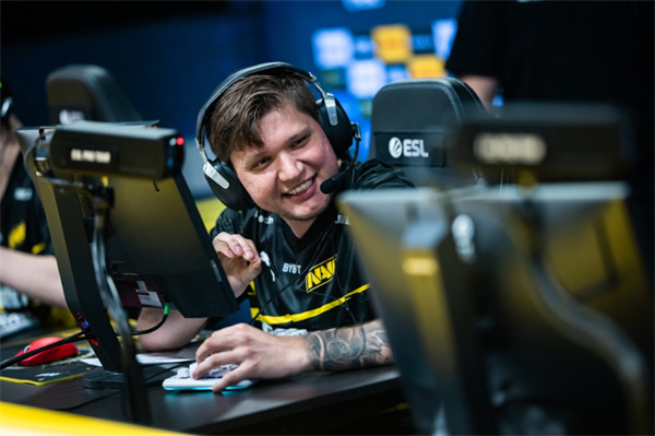 s1mple：我覺得自己當屬多年來最佳選手